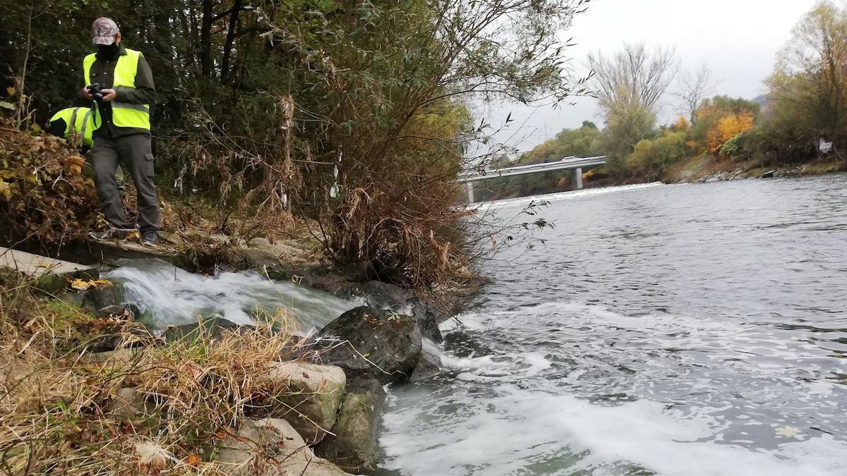 Rozbory nové kontaminace řeky Bečvy potvrdily nadlimitní výskyt niklu
